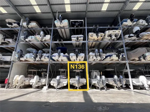 100 Circuit Rd #N-136, Nokomis, FL 34275