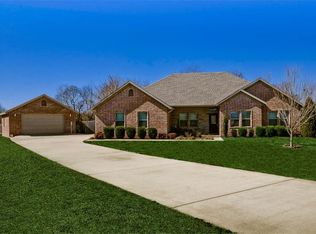 4406 S 3rd Ct, Rogers, AR 72758