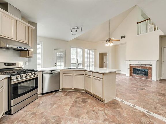 5th image of 6725 Saddletree Trl