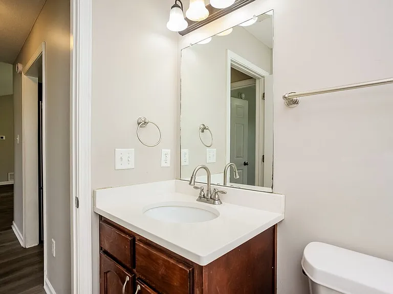 1657 Madison Ave — Photo 16