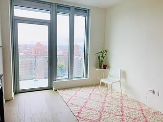 Rented by Square Realty Global Inc