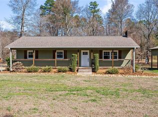200 Winsom Rd, Kernersville, NC 27284