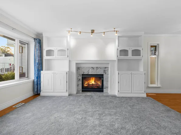 3731 Bracewell Ct, Pt Coquitlam, BC V3B 7B6