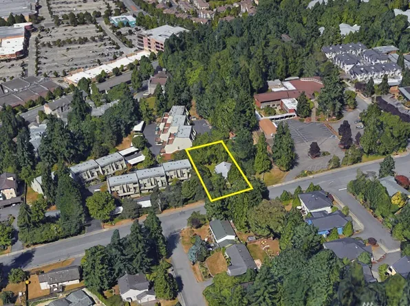 8921 166th Ave NE, Redmond, WA 98052