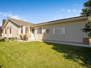 501 Riverside Dr NW, High River, AB T1V1T5