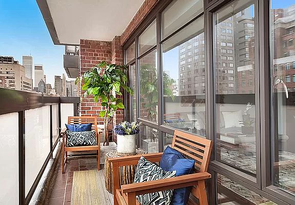 3rd image of 750 Park Ave APT 16B