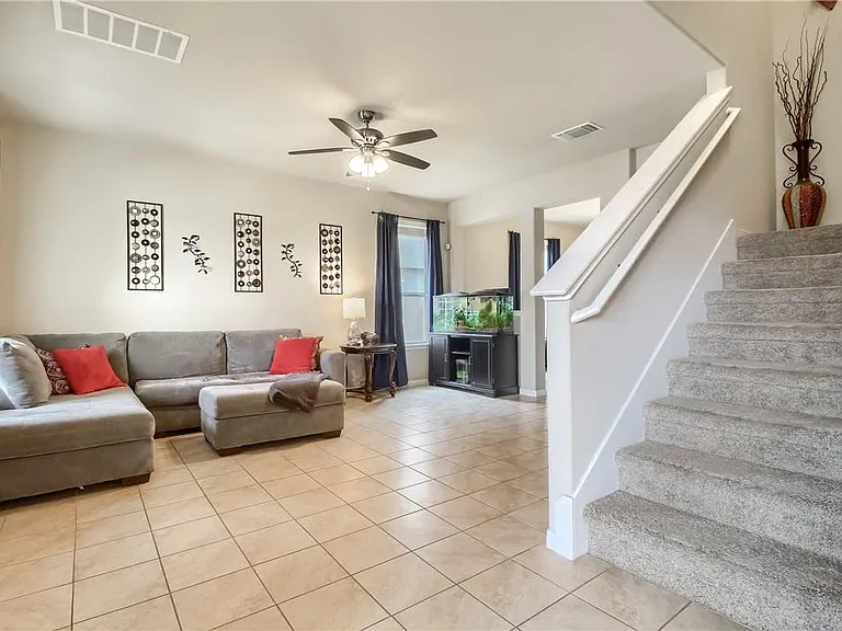 1408 Blake St — Photo 4