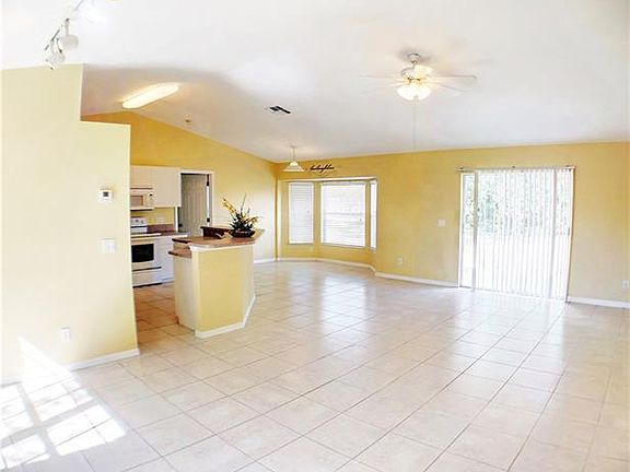 2nd image of 221 NE 23rd Pl