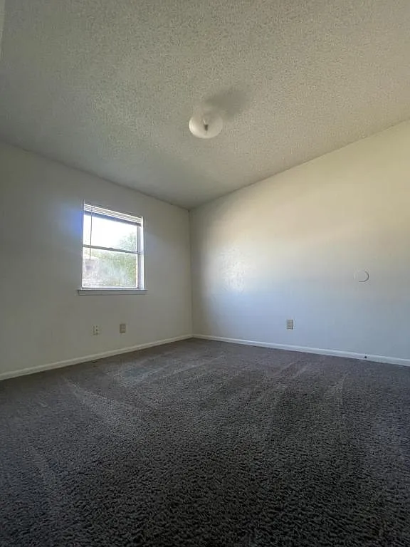 1205 Urbantke Court Unit B — Photo 4
