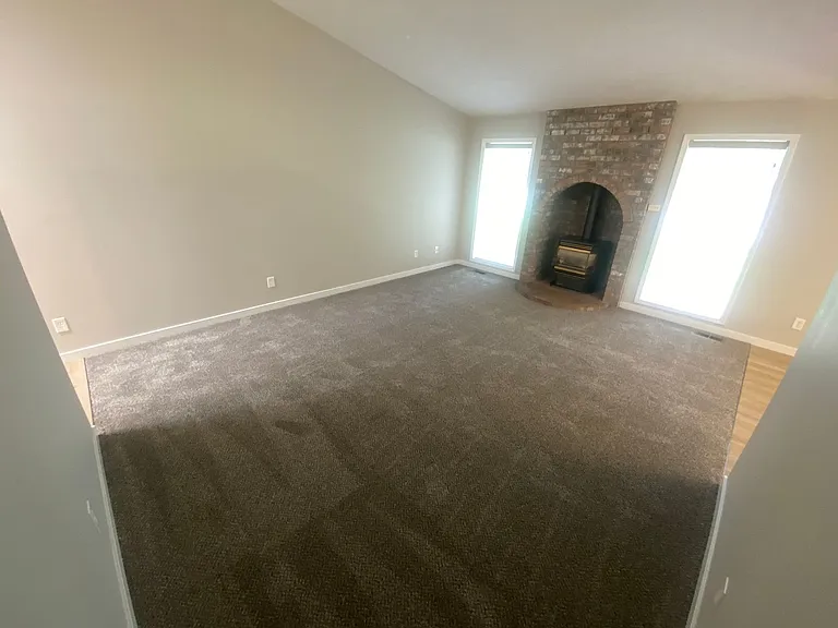 6926 N Old Fort Dr — Photo 13