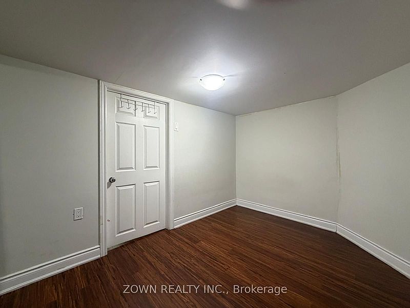 Brampton House for rent - 3 Bedrooms — photo 19