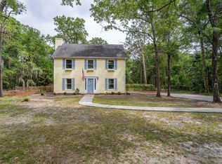 10 Harvest Ln, Beaufort, SC 29907