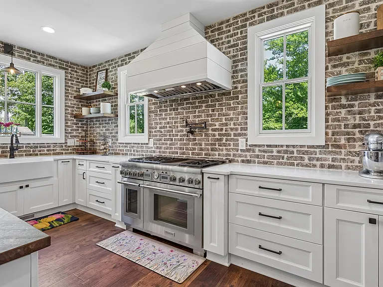 6450 Stewart Rd — Photo 17