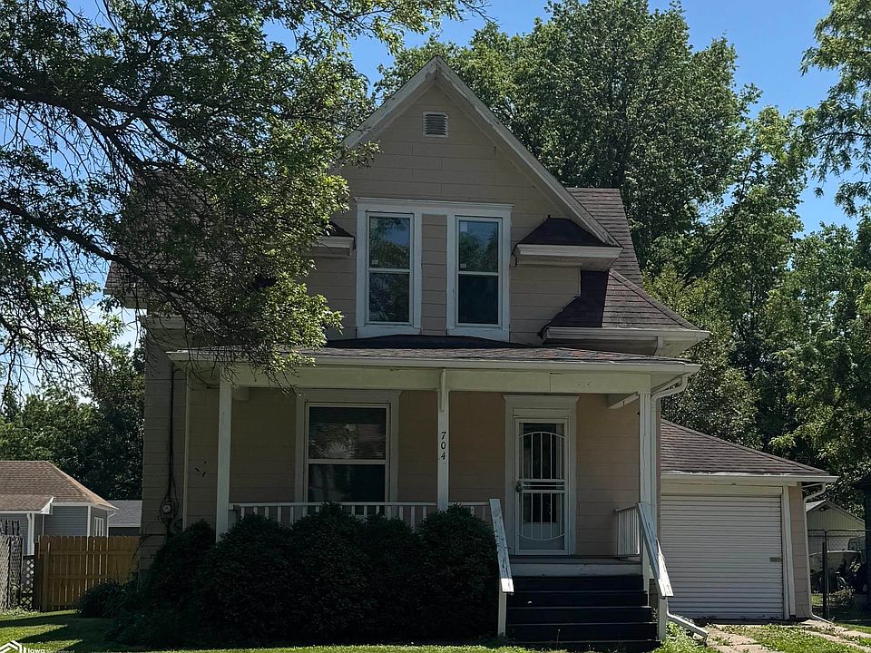 1st image of 704 W Summit Ave