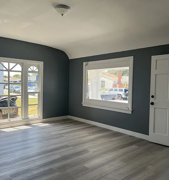 602 N Sloan Ave — Photo 3