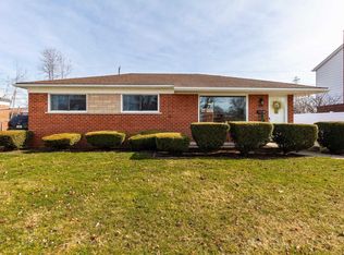 29652 Bradner Dr, Warren, MI