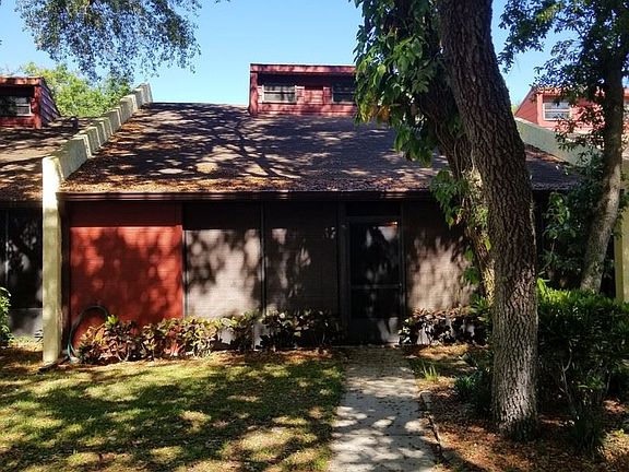 2nd image of 470 Valerie Dr