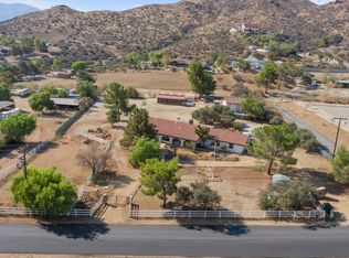 11820 Darling Rd, Agua Dulce, CA 91390