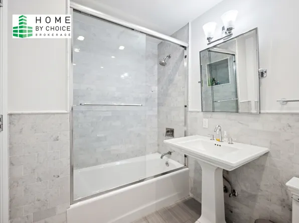 433 West Broadway image 15 of 17