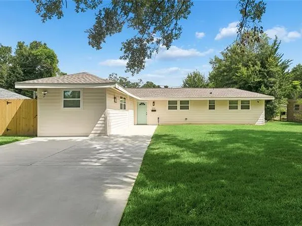 212 Berkley Dr, New Orleans, LA 70131