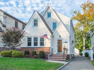 35 Sunset Ave, Bloomfield, NJ 07003