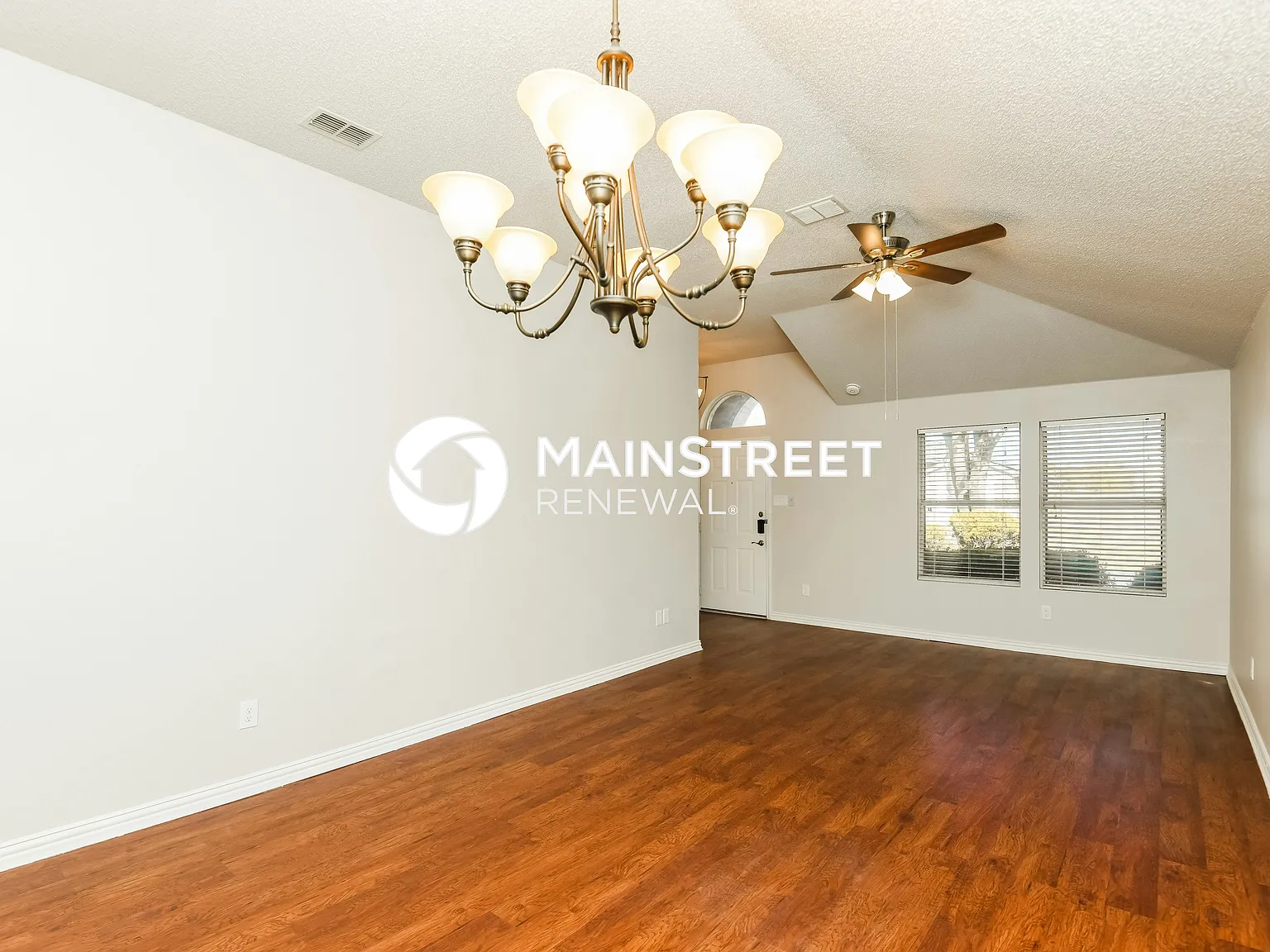 822 Langford Dr — Photo 4