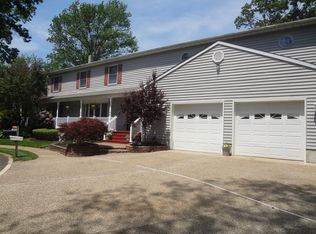 5 3rd Ave, Pemberton, NJ 08068