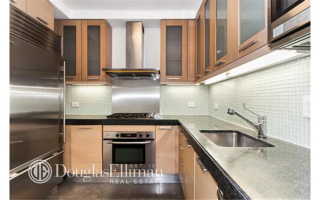 Rented by Douglas Elliman | media 9