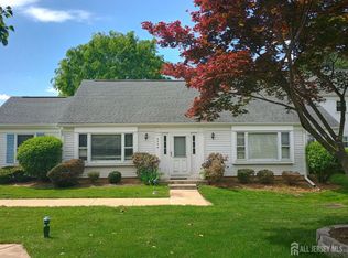 640 Yorkshire Ln #A, Monroe Township, NJ 08831