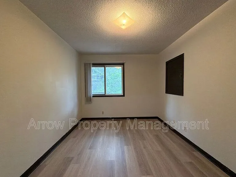1027 A St #1 — Photo 10