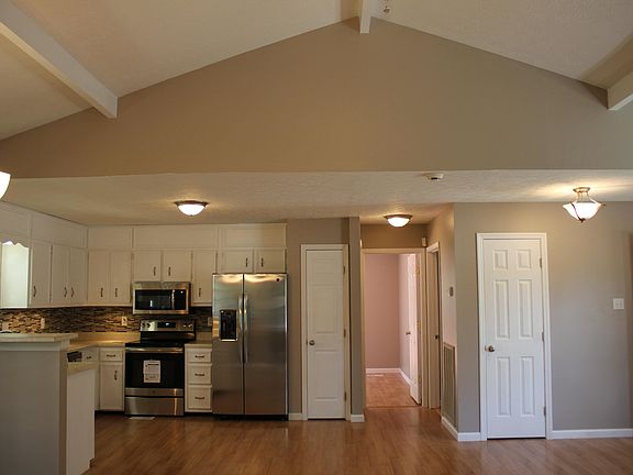 5th image of 8137 Wiebelo Dr