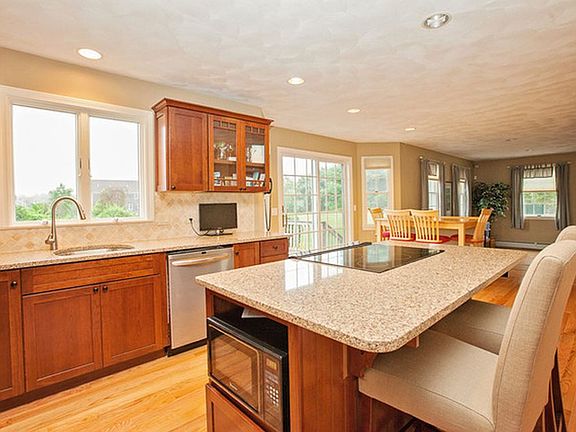 Kitchen with Cherry Cabinets