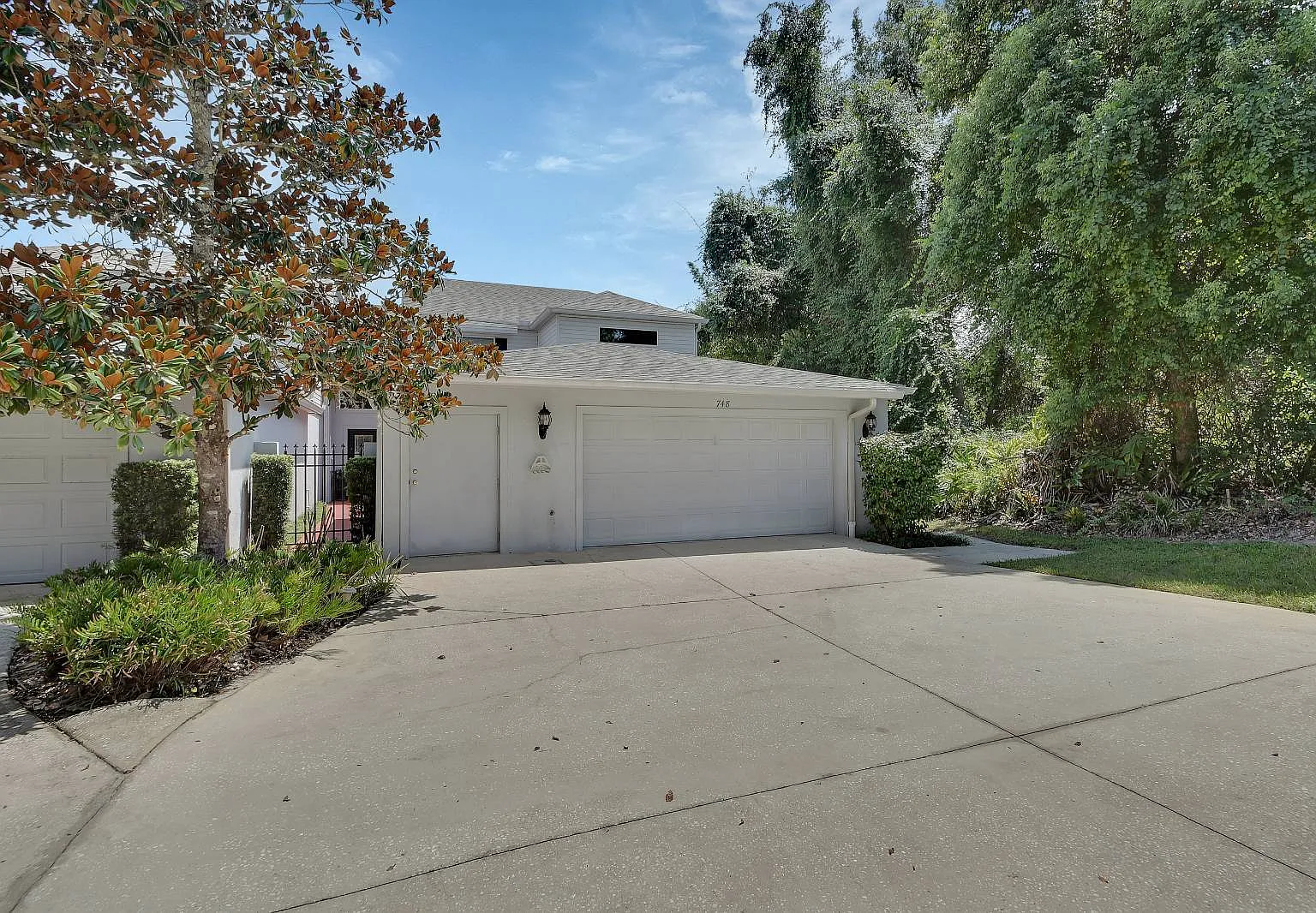 4 bed, 3.0 bath, 2916 sqft, $3,250 — Photo 2