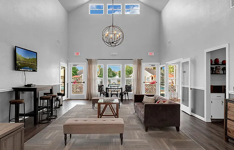 Promenade at Summer Trace Apartments — Photo 4