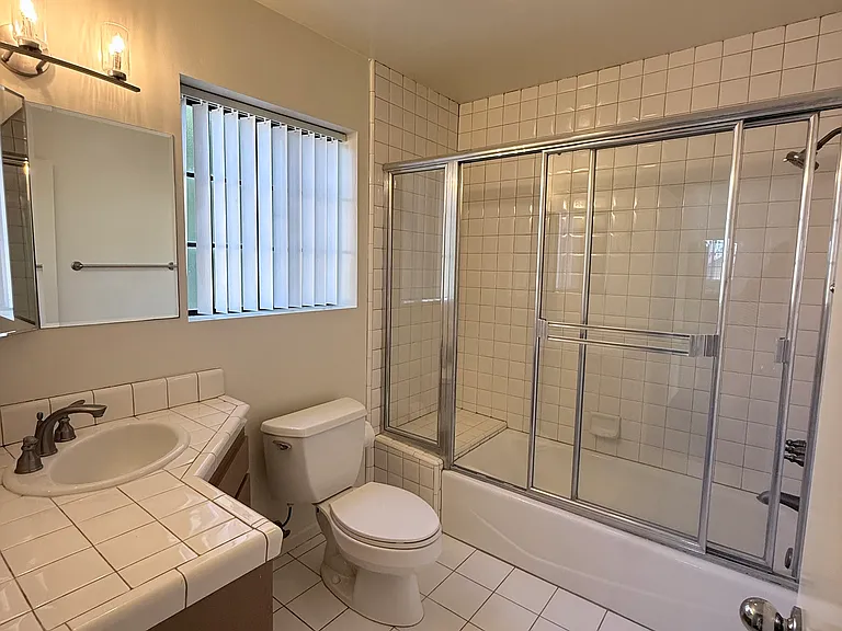 2231 1/2 S Alma St — Photo 23