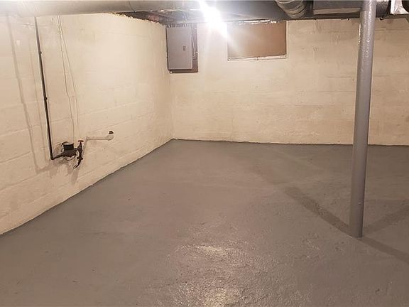 4th image of 1116 W 11th St