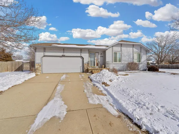11004 W Shade Cir, Wichita, KS 67212