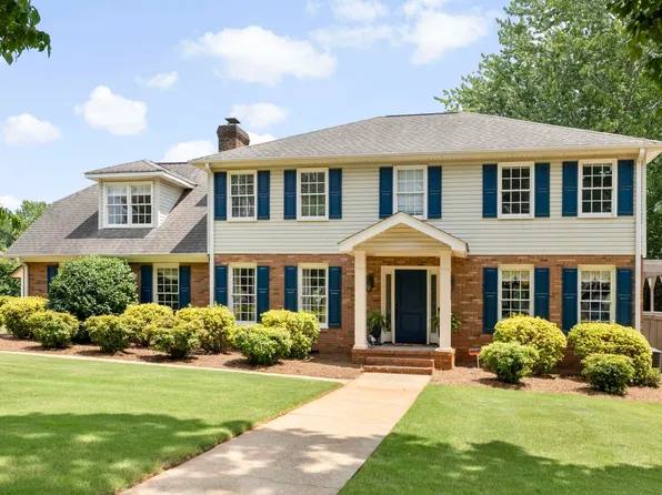 4 Brynhurst Ct, Greenville, SC 29615