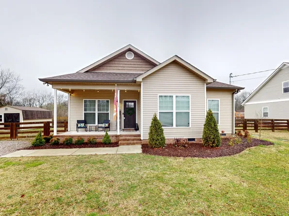 417 Bell St, Chapel Hill, TN 37034