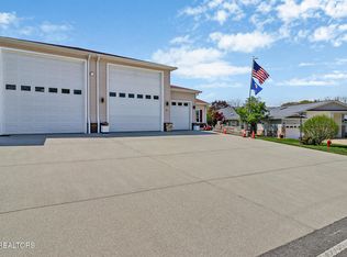 111 Our Way Loop, Crossville, TN 38555