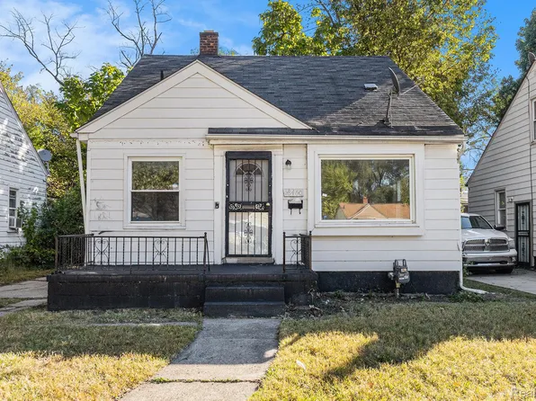 18460 Winthrop St, Detroit, MI 48235