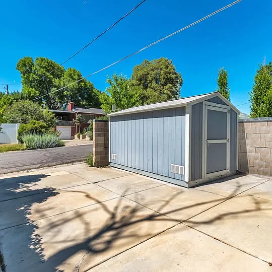 2 bed, 1365 sqft, $2,400 — Photo 4