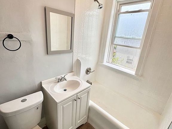 3rd image of 1619 S Komensky Ave #2A