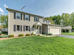 1210 Old Mill Ln, Algonquin, IL