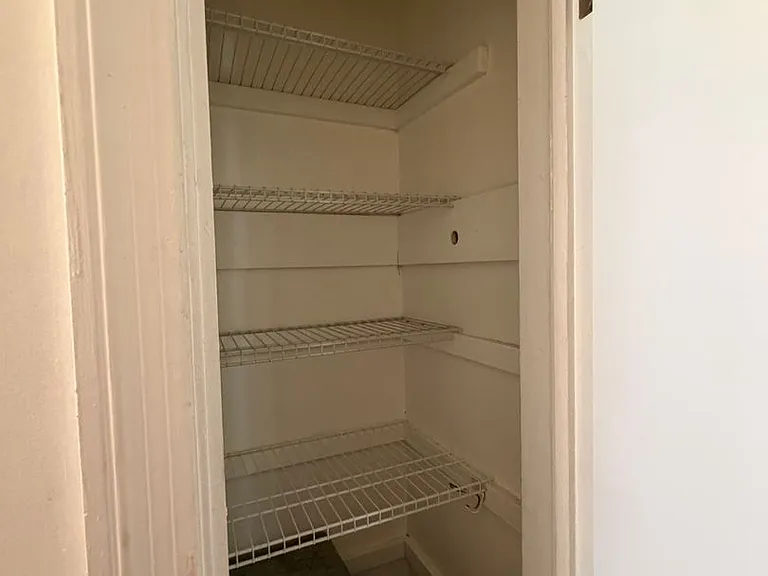 1332 Champaign Ave — Photo 11
