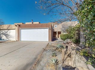 537 Berry Rd NW, Albuquerque, NM 87107