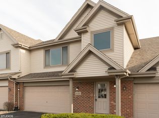 8324 W Chestnut Ct, Frankfort, IL 60423