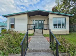 8126 N 20th Ave, Crowsnest Pass, AB T0K 0M0