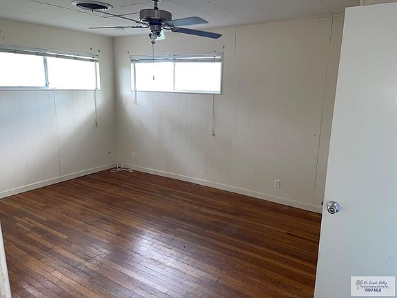5th image of 2705 Garrett Rd