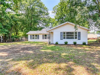 502 Central St, Iva, SC, 29655
